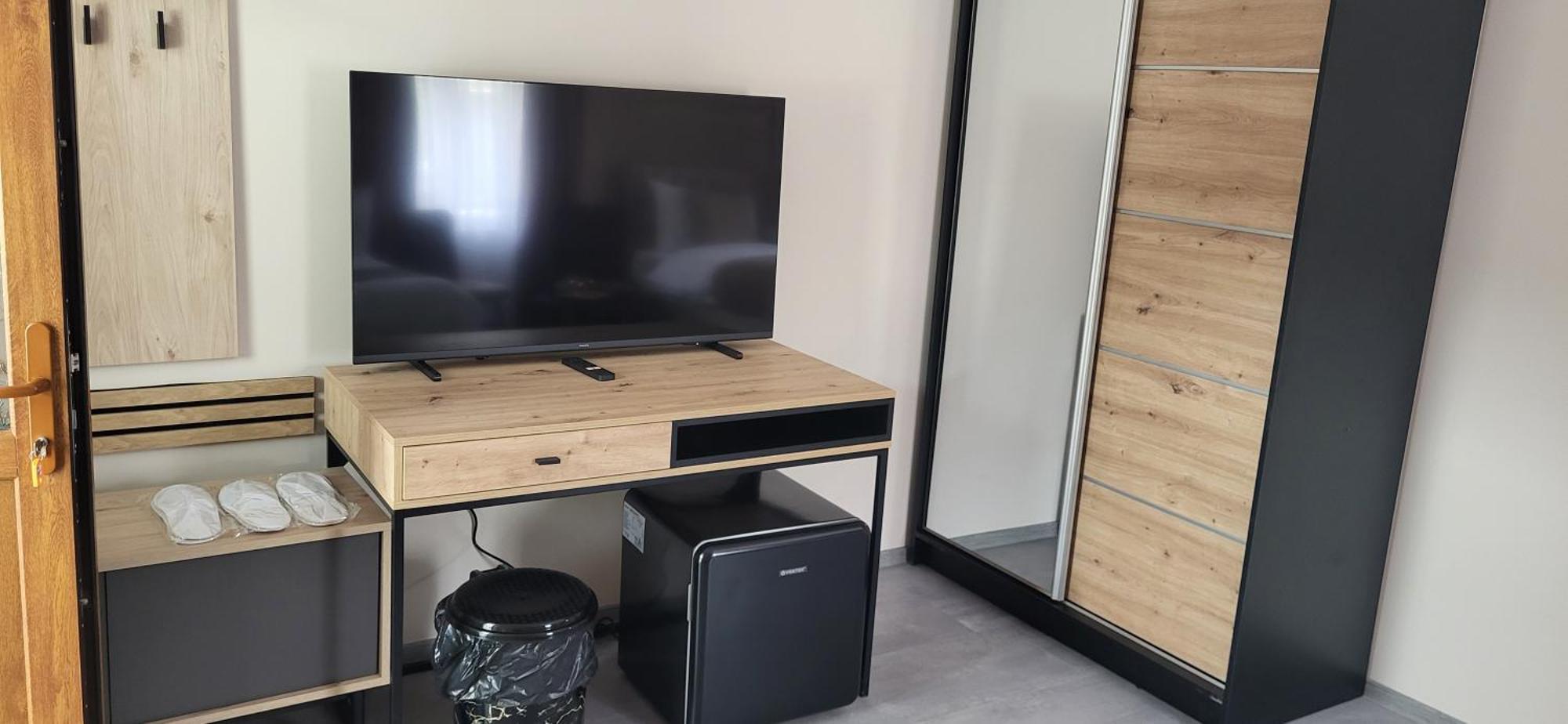 Pensiunea Hanul Huniazilor Hunedoara Exterior foto